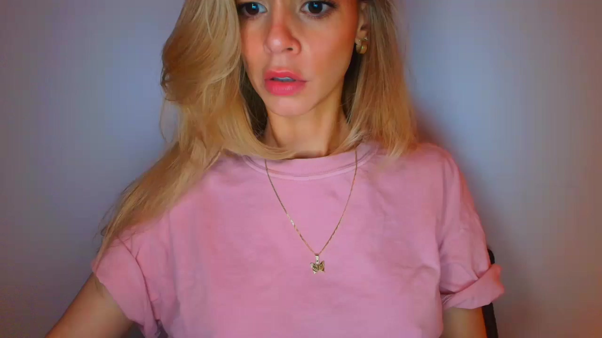 Gallery image thumbnail from fresagirl's myfreecams stream on, 11/13/2025, 22:20 image 5 of 20