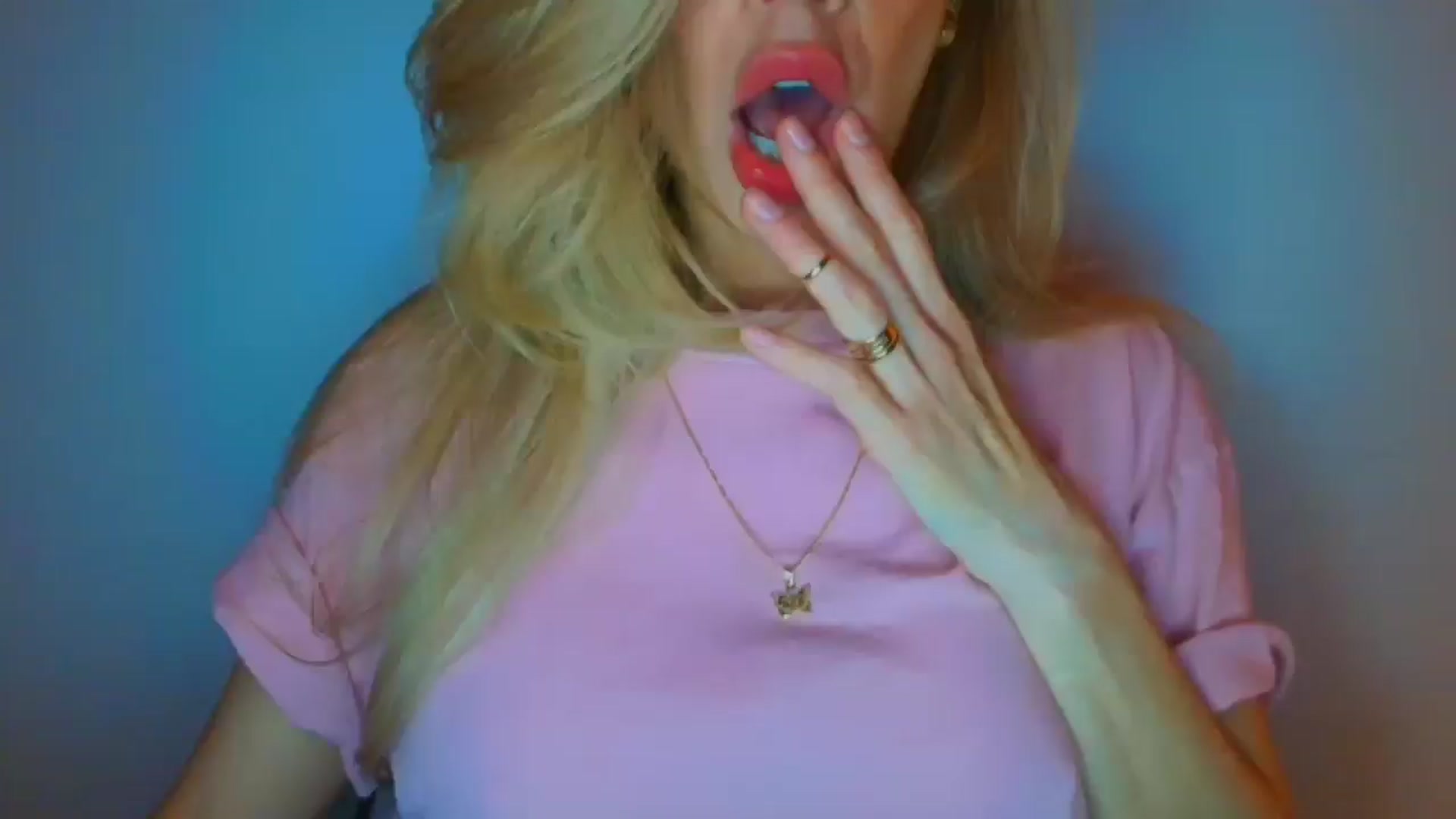 Gallery image thumbnail from fresagirl's myfreecams stream on, 11/13/2025, 22:20 image 7 of 20