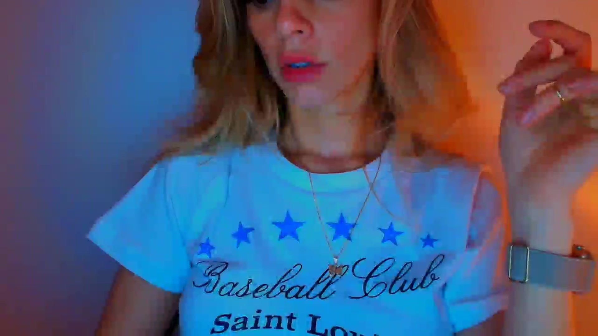 Gallery image thumbnail from fresagirl's myfreecams stream on, 11/20/2025, 24:40 image 14 of 20