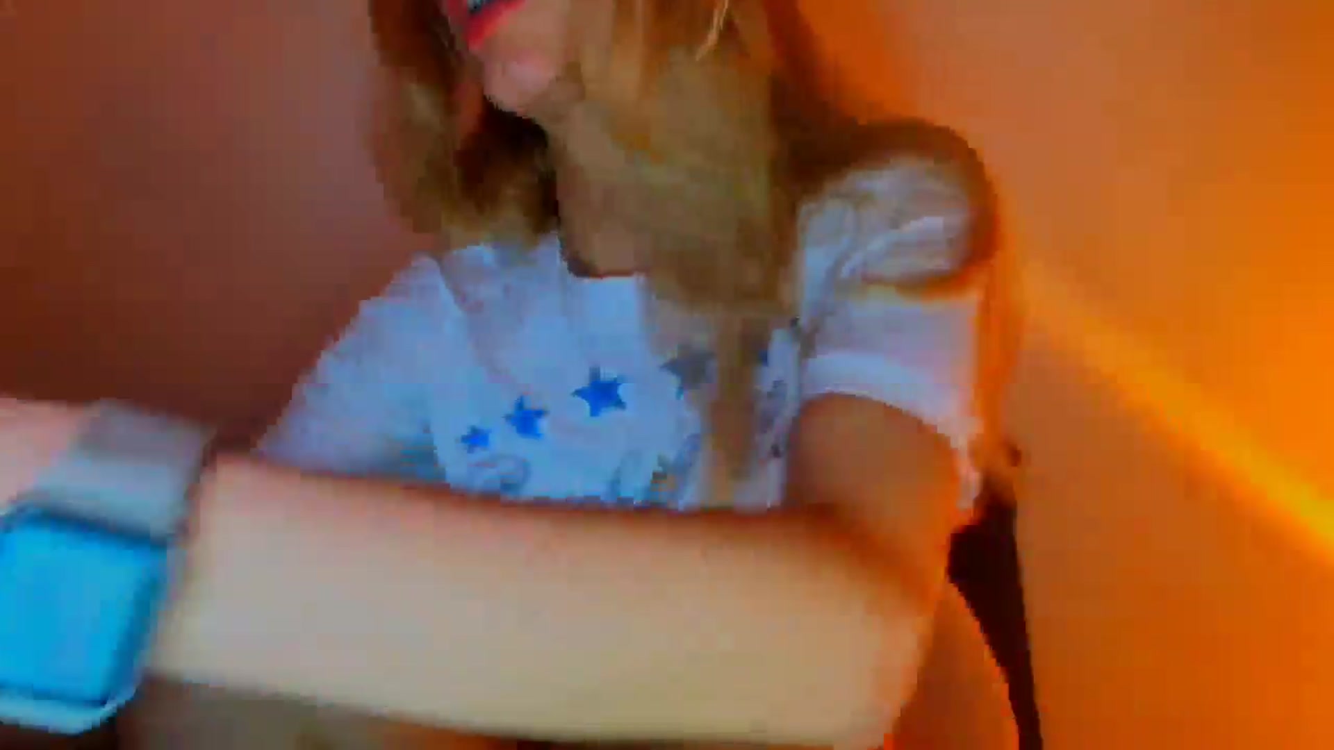 Gallery image thumbnail from fresagirl's myfreecams stream on, 11/20/2025, 24:40 image 10 of 20