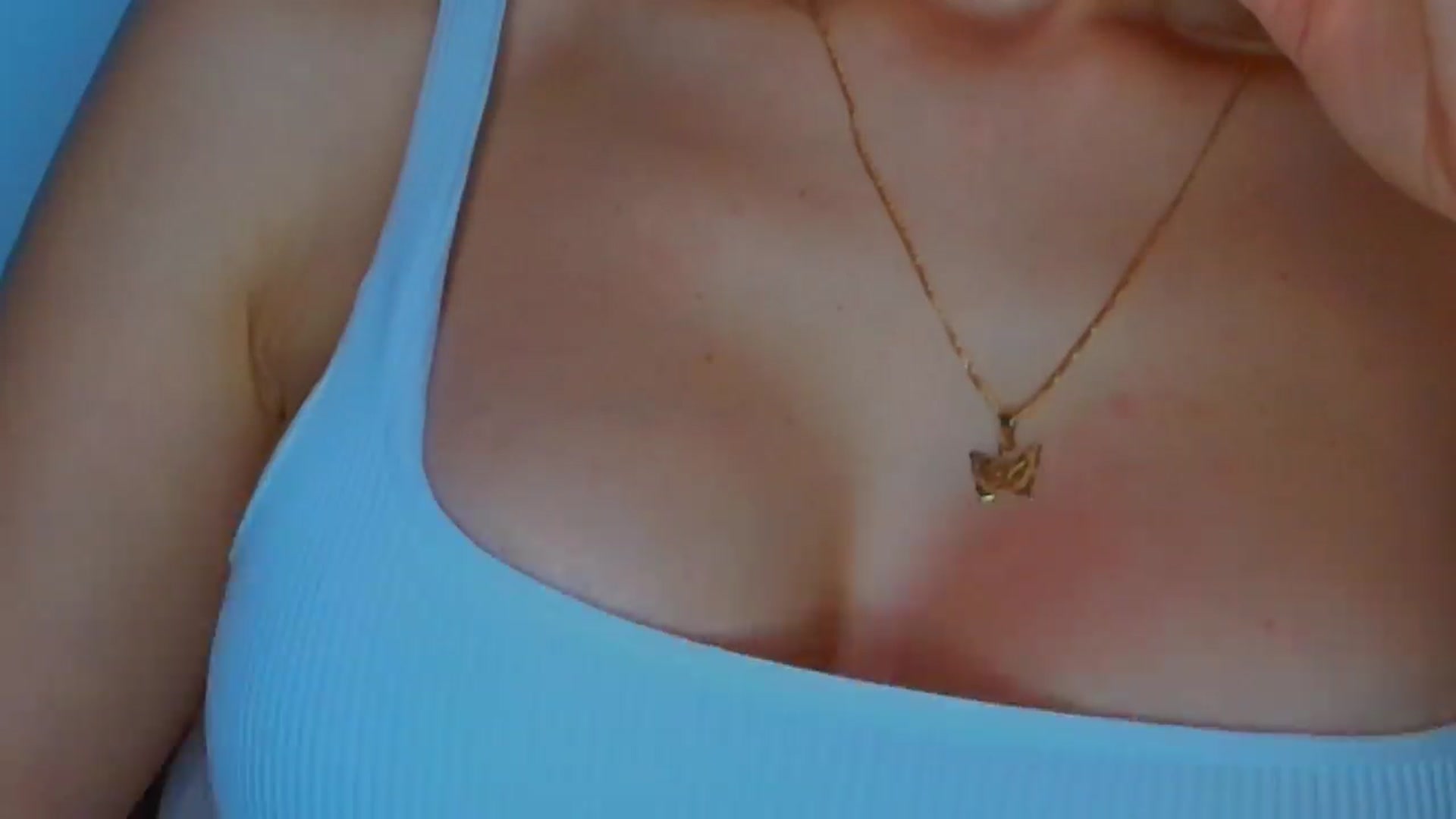 Gallery image thumbnail from fresagirl's myfreecams stream on, 01/12/2026, 23:14 image 18 of 20