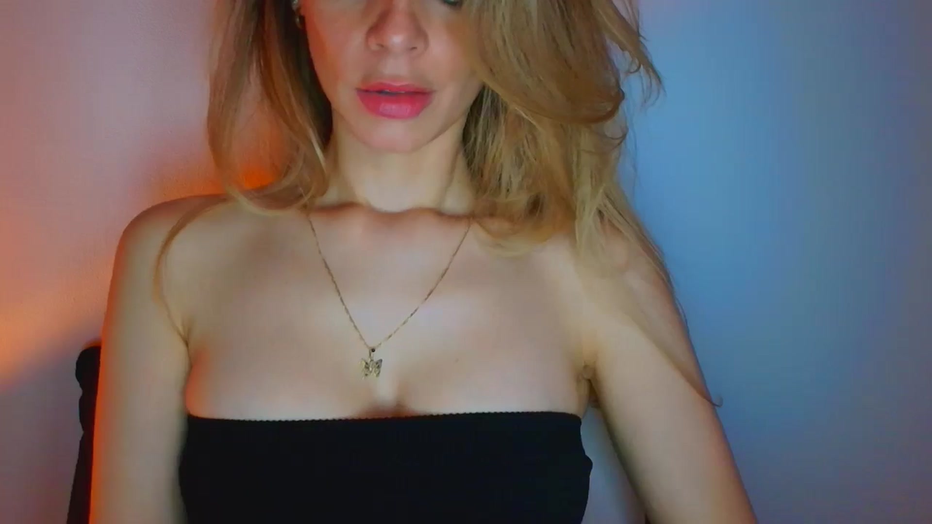 Gallery image thumbnail from fresagirl's myfreecams stream on, 01/26/2026, 22:14 image 13 of 20