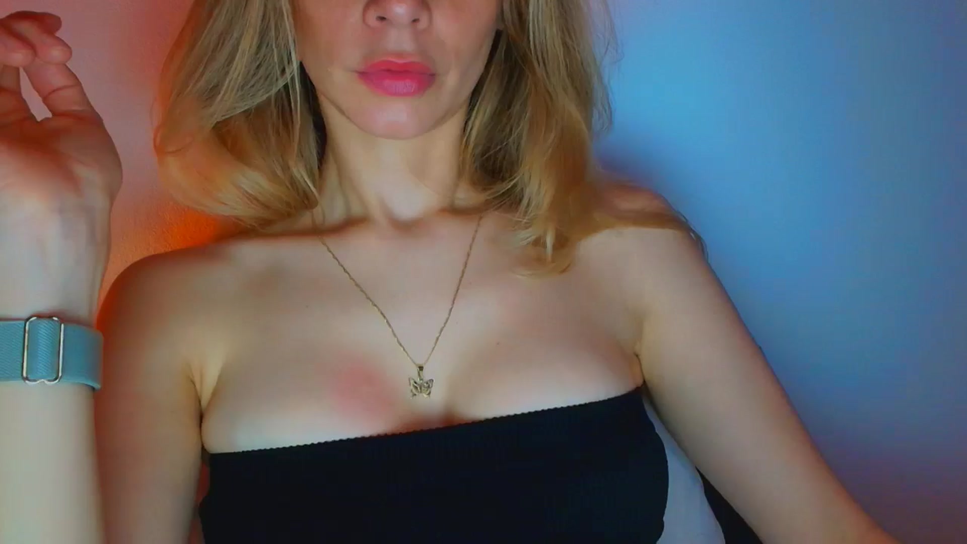 Gallery image thumbnail from fresagirl's myfreecams stream on, 01/26/2026, 23:26 image 10 of 20