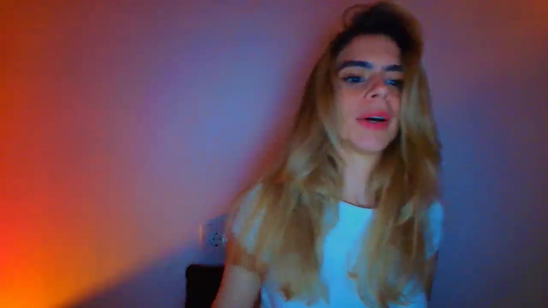 Gallery image thumbnail from fresagirl's myfreecams stream on, 01/29/2026, 23:13 image 10 of 20