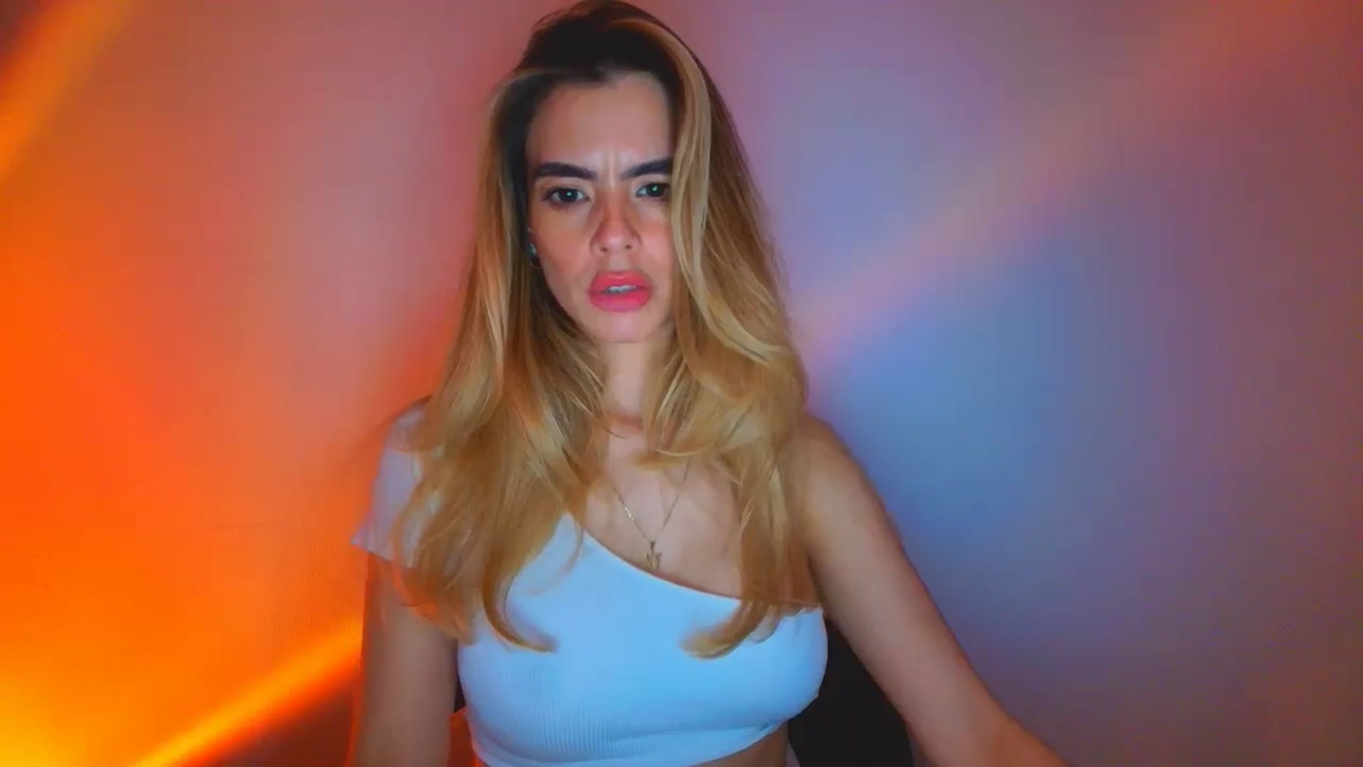 Gallery image thumbnail from fresagirl's myfreecams stream on, 02/02/2026, 22:52 image 12 of 20
