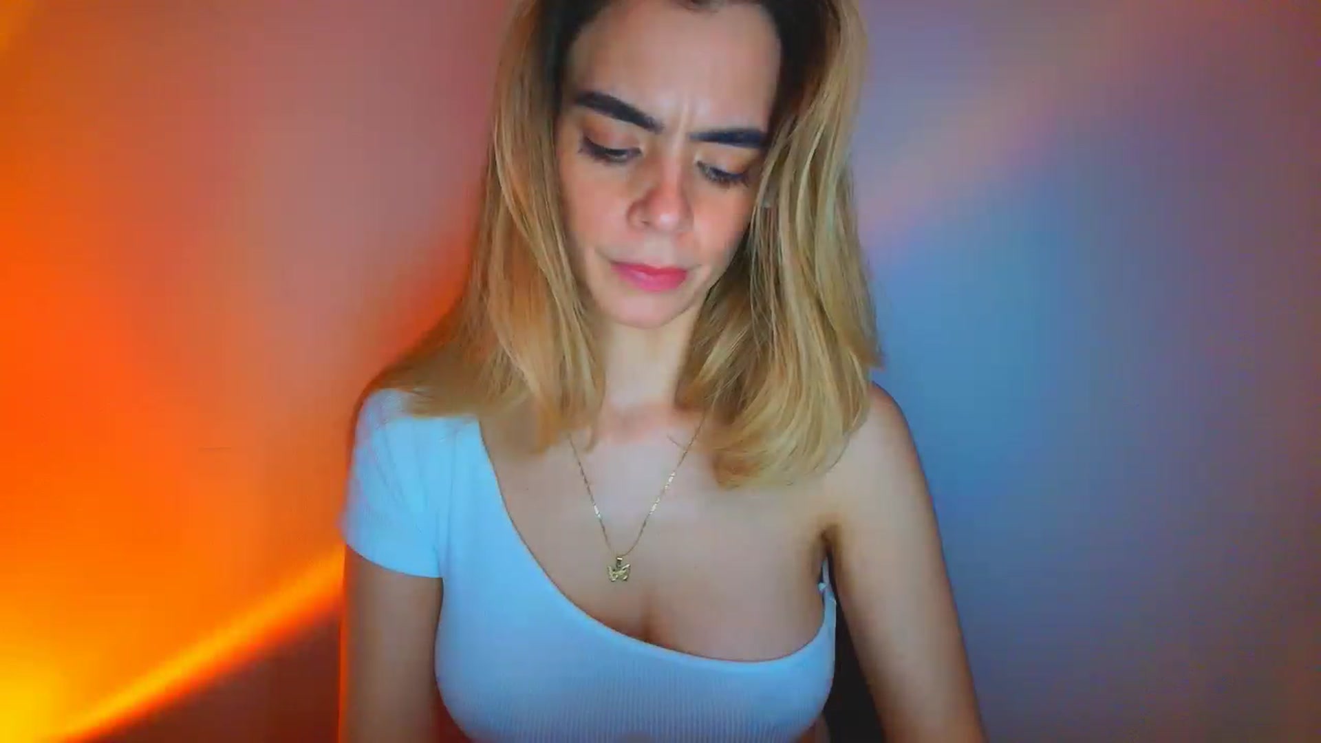 Gallery image thumbnail from fresagirl's myfreecams stream on, 02/02/2026, 22:52 image 16 of 20