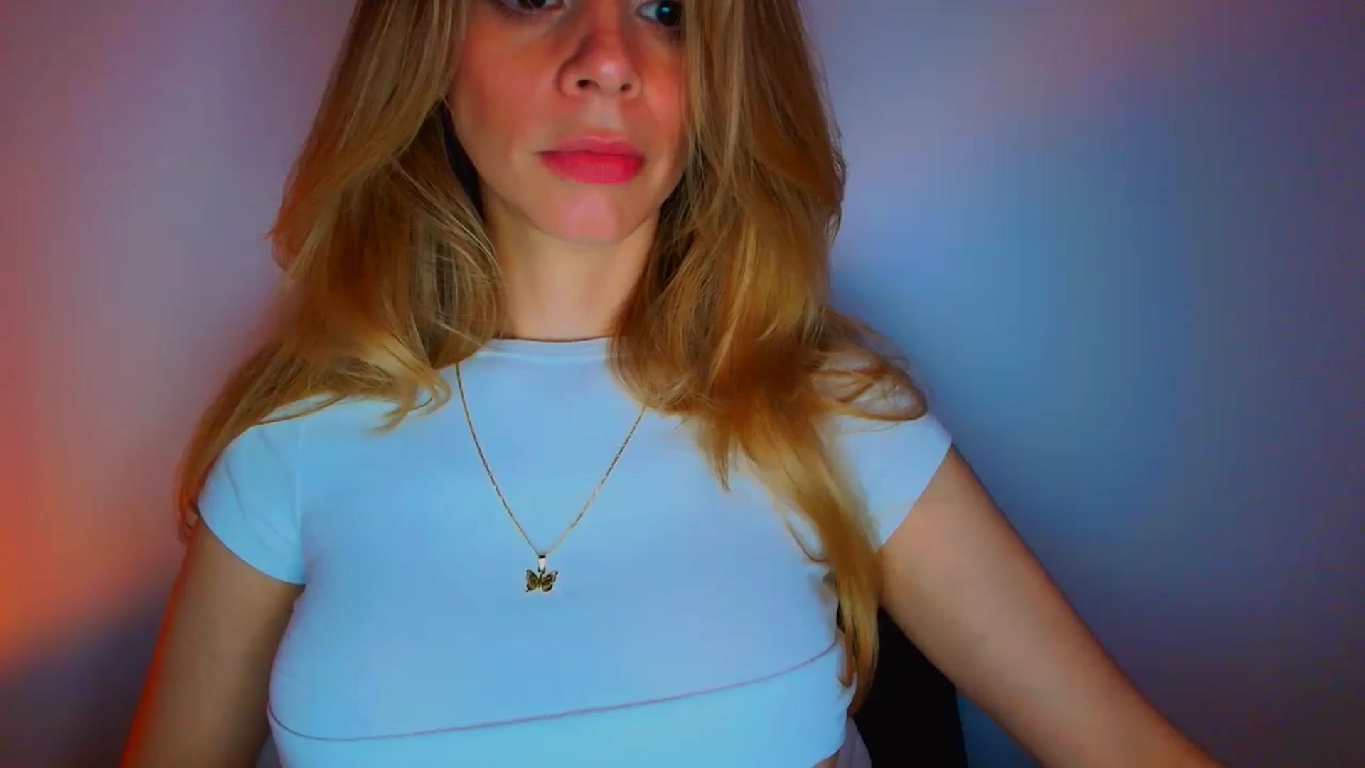 Gallery image thumbnail from fresagirl's myfreecams stream on, 02/19/2026, 24:02 image 6 of 20