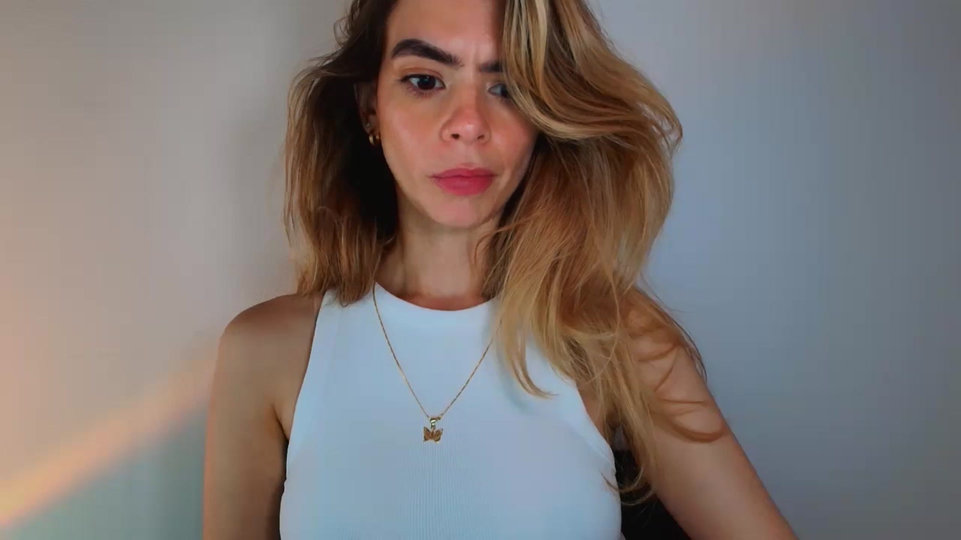 Gallery image thumbnail from fresagirl's myfreecams stream on, 03/18/2026, 17:08 image 19 of 20