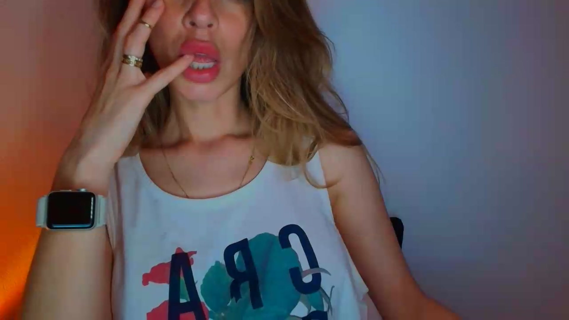 Gallery image thumbnail from fresagirl's myfreecams stream on, 05/14/2026, 24:13 image 18 of 20