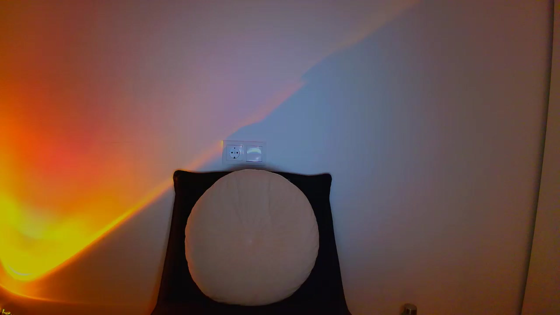 Gallery image thumbnail from fresagirl's myfreecams stream on, 05/14/2026, 21:33 image 7 of 20