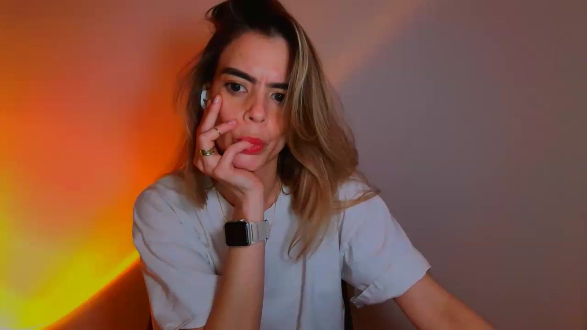 Gallery image thumbnail from fresagirl's myfreecams stream on, 05/18/2026, 23:20 image 10 of 20
