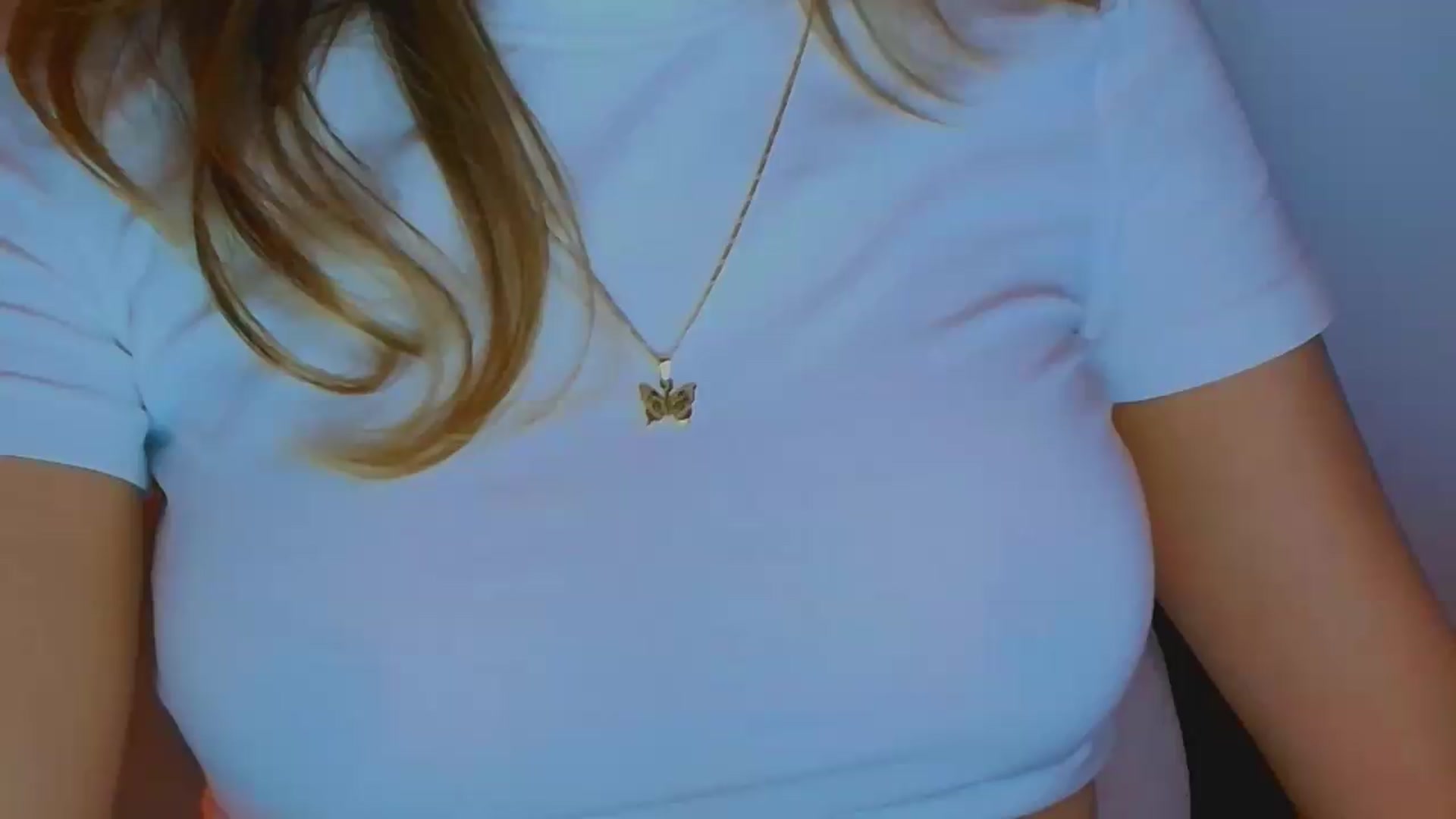 Gallery image thumbnail from fresagirl's myfreecams stream on, 06/15/2026, 21:44 image 7 of 20