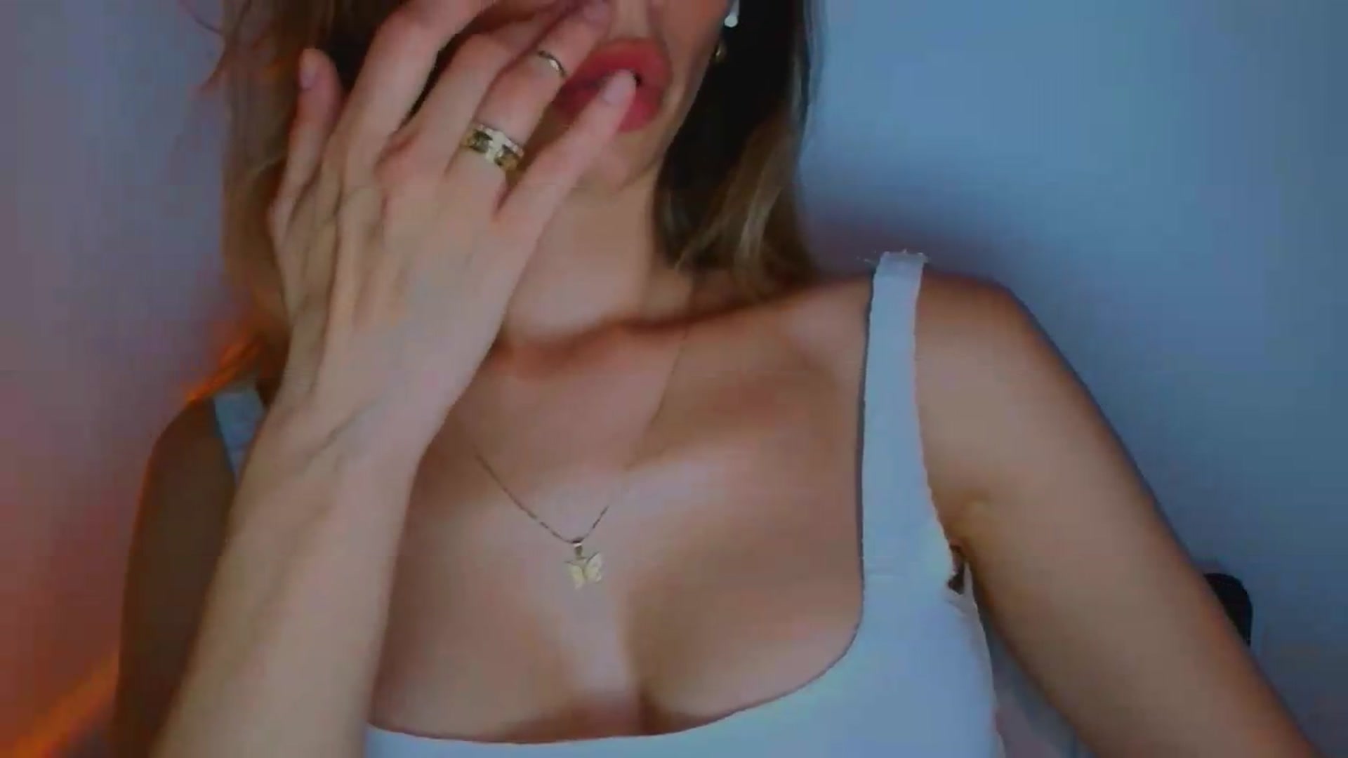 Gallery image thumbnail from fresagirl's myfreecams stream on, 07/13/2026, 21:58 image 5 of 20