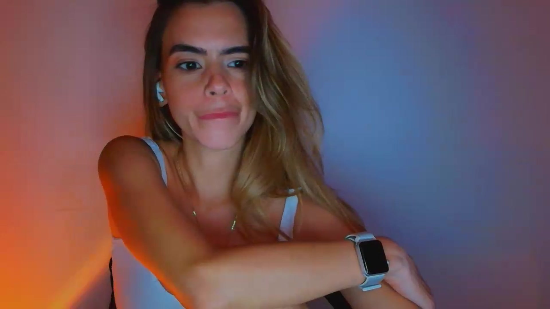 Gallery image thumbnail from fresagirl's myfreecams stream on, 07/28/2026, 24:12 image 19 of 20