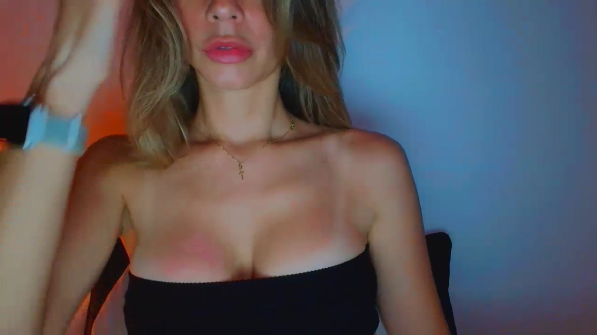 Gallery image thumbnail from fresagirl's myfreecams stream on, 07/28/2026, 22:03 image 3 of 20