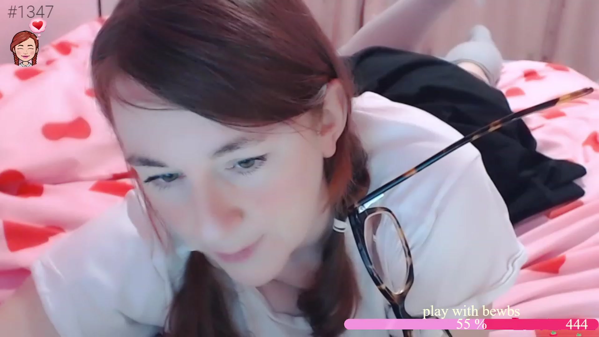 Gallery image thumbnail from freshpeachies's myfreecams stream on, 12/05/2022, 21:47 image 8 of 20