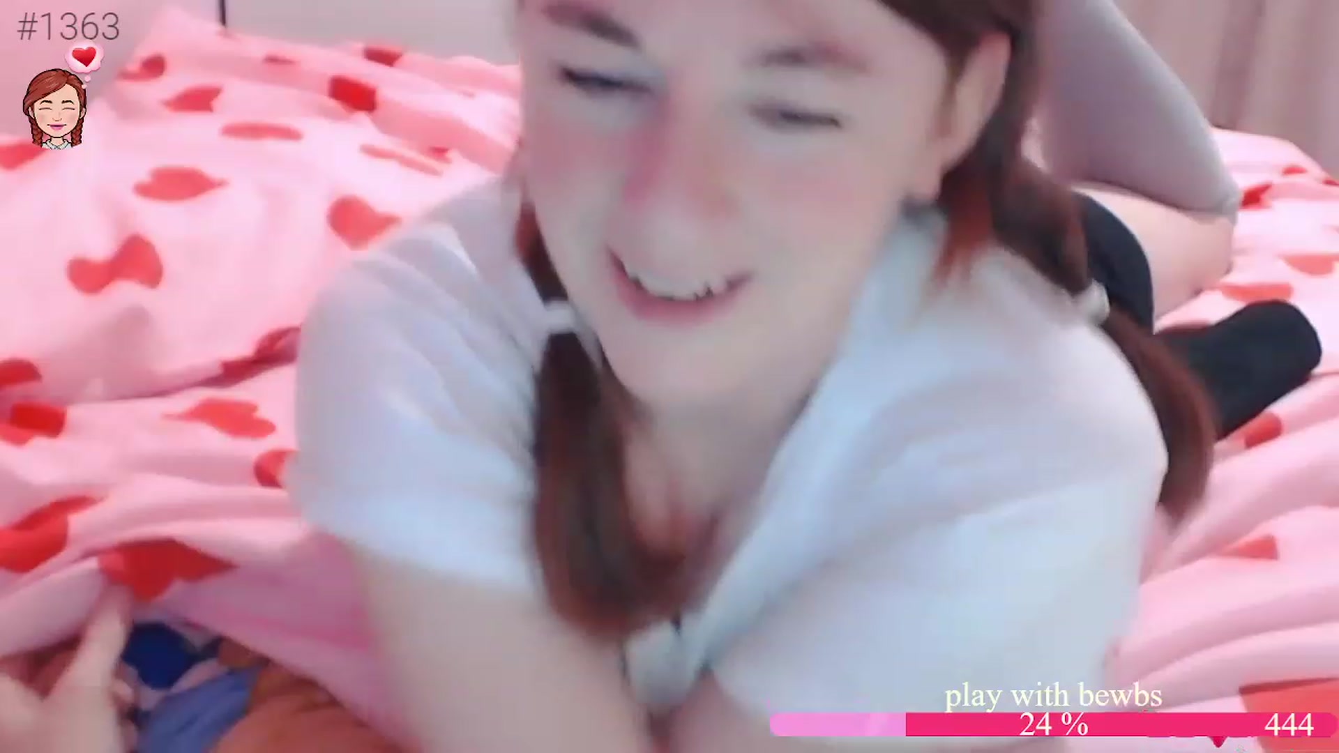 Gallery image thumbnail from freshpeachies's myfreecams stream on, 12/05/2022, 21:47 image 5 of 20