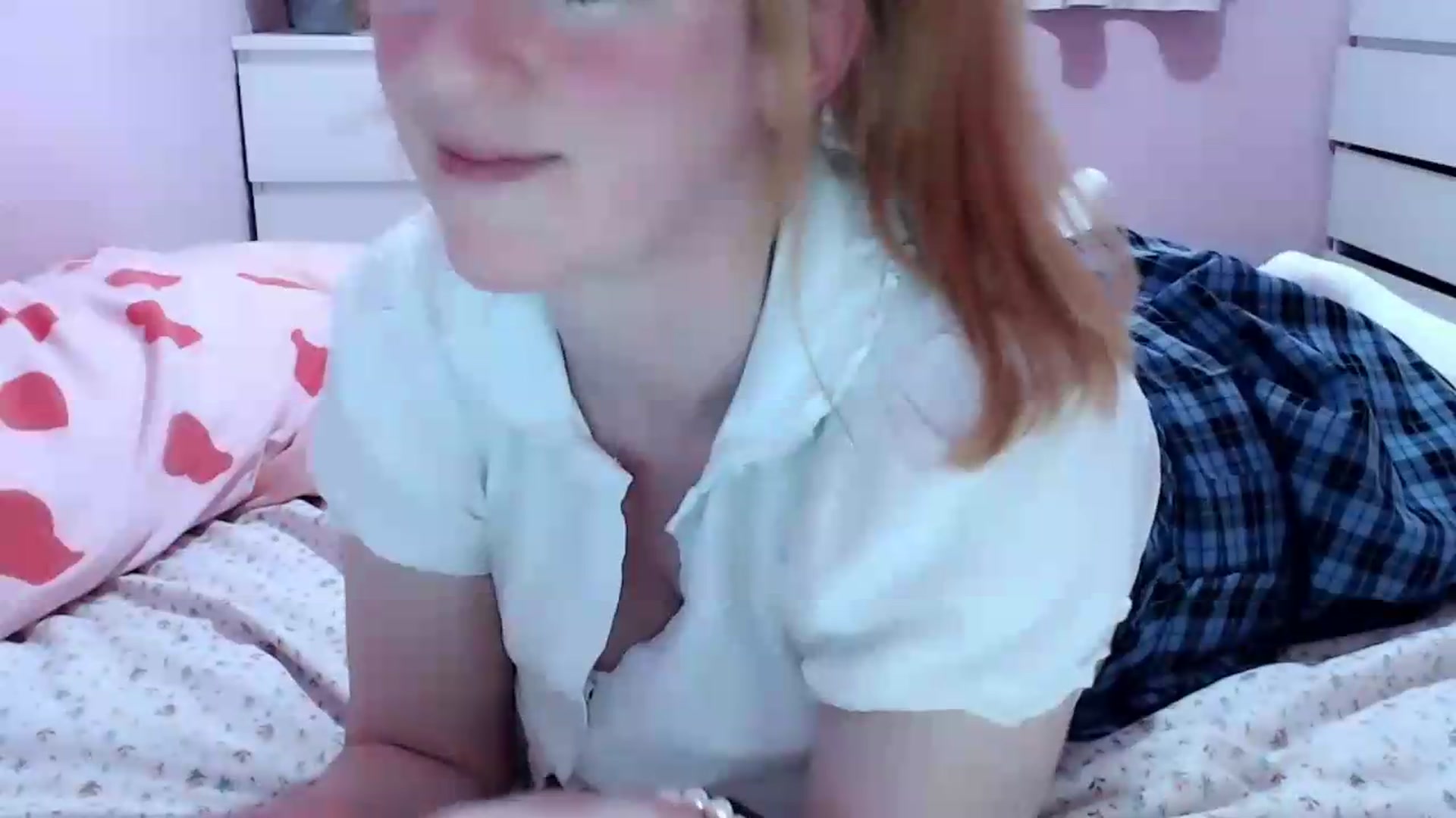 Gallery image thumbnail from frisson's myfreecams stream on, 05/18/2026, 22:39 image 8 of 20