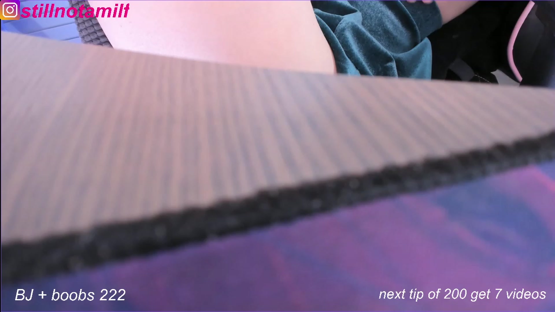 Gallery image thumbnail from fun_for_cash's myfreecams stream on, 11/16/2022, 15:23 image 1 of 20
