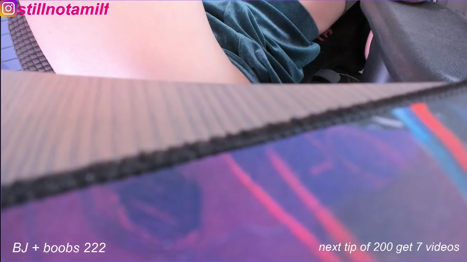 Gallery image thumbnail from fun_for_cash's myfreecams stream on, 11/16/2022, 18:35 image 5 of 20