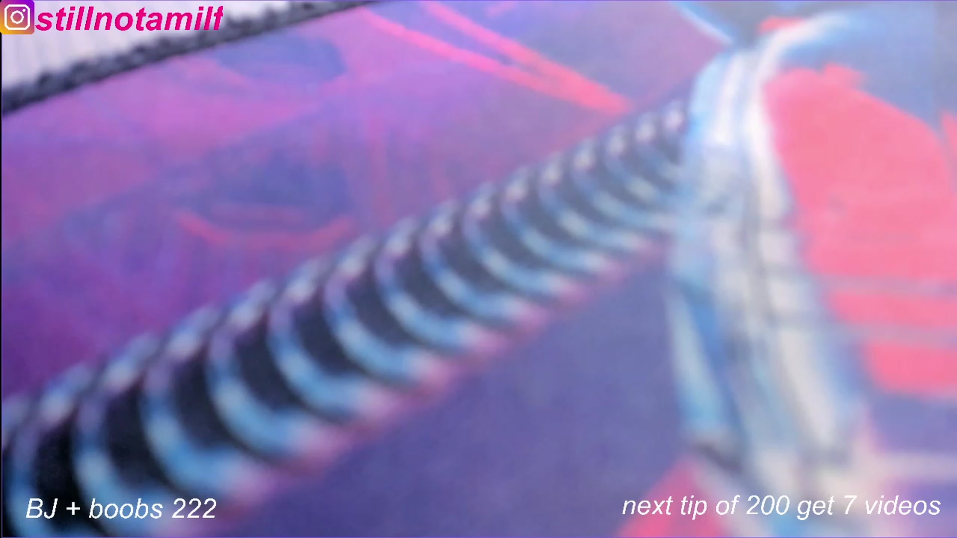 Gallery image thumbnail from fun_for_cash's myfreecams stream on, 11/17/2022, 17:49 image 6 of 20