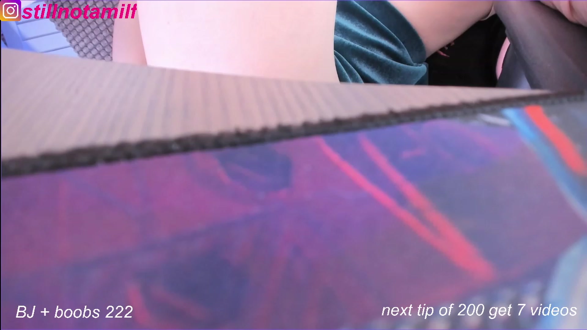 Gallery image thumbnail from fun_for_cash's myfreecams stream on, 11/17/2022, 19:34 image 19 of 20
