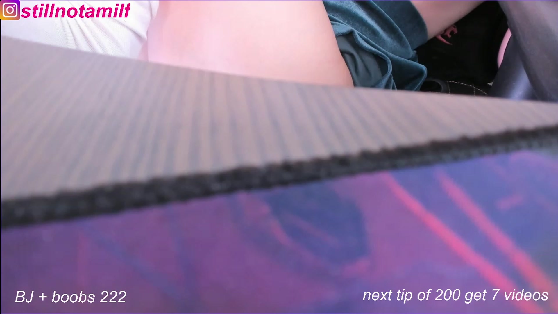 Gallery image thumbnail from fun_for_cash's myfreecams stream on, 11/17/2022, 20:18 image 16 of 20