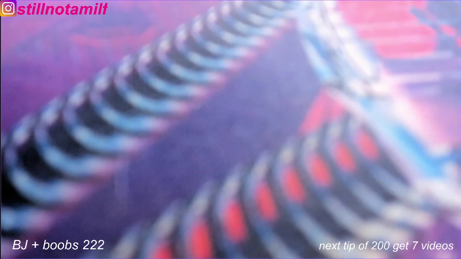 Gallery image thumbnail from fun_for_cash's myfreecams stream on, 12/22/2022, 12:35 image 14 of 20