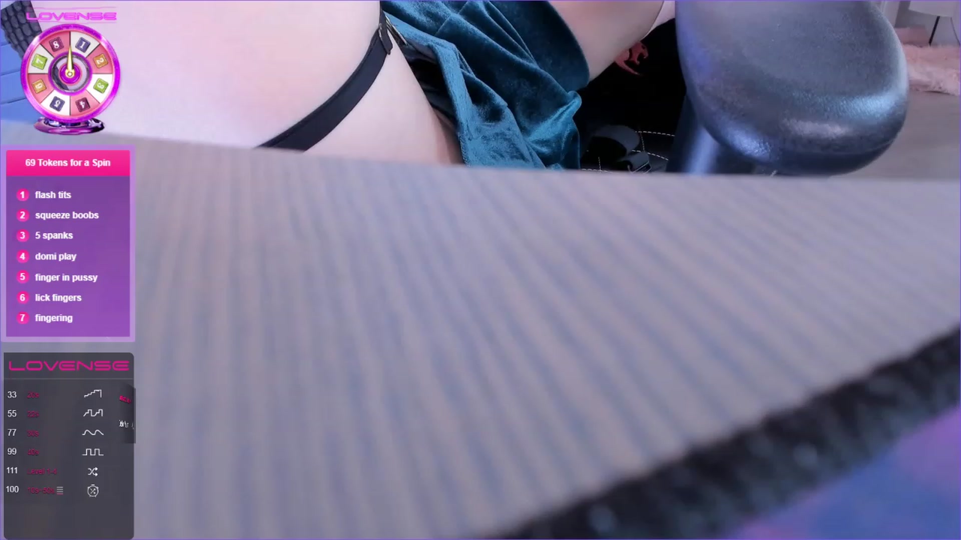 Gallery image thumbnail from fun_for_cash's myfreecams stream on, 04/10/2023, 14:40 image 6 of 20