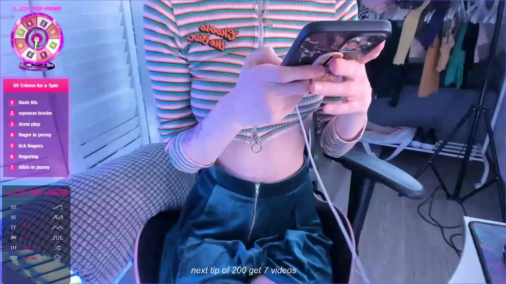 Gallery image thumbnail from fun_for_cash's myfreecams stream on, 04/18/2023, 17:33 image 8 of 20