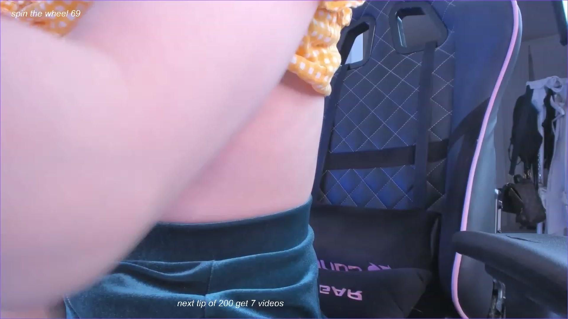 Gallery image thumbnail from fun_for_cash's myfreecams stream on, 09/16/2023, 17:40 image 15 of 20