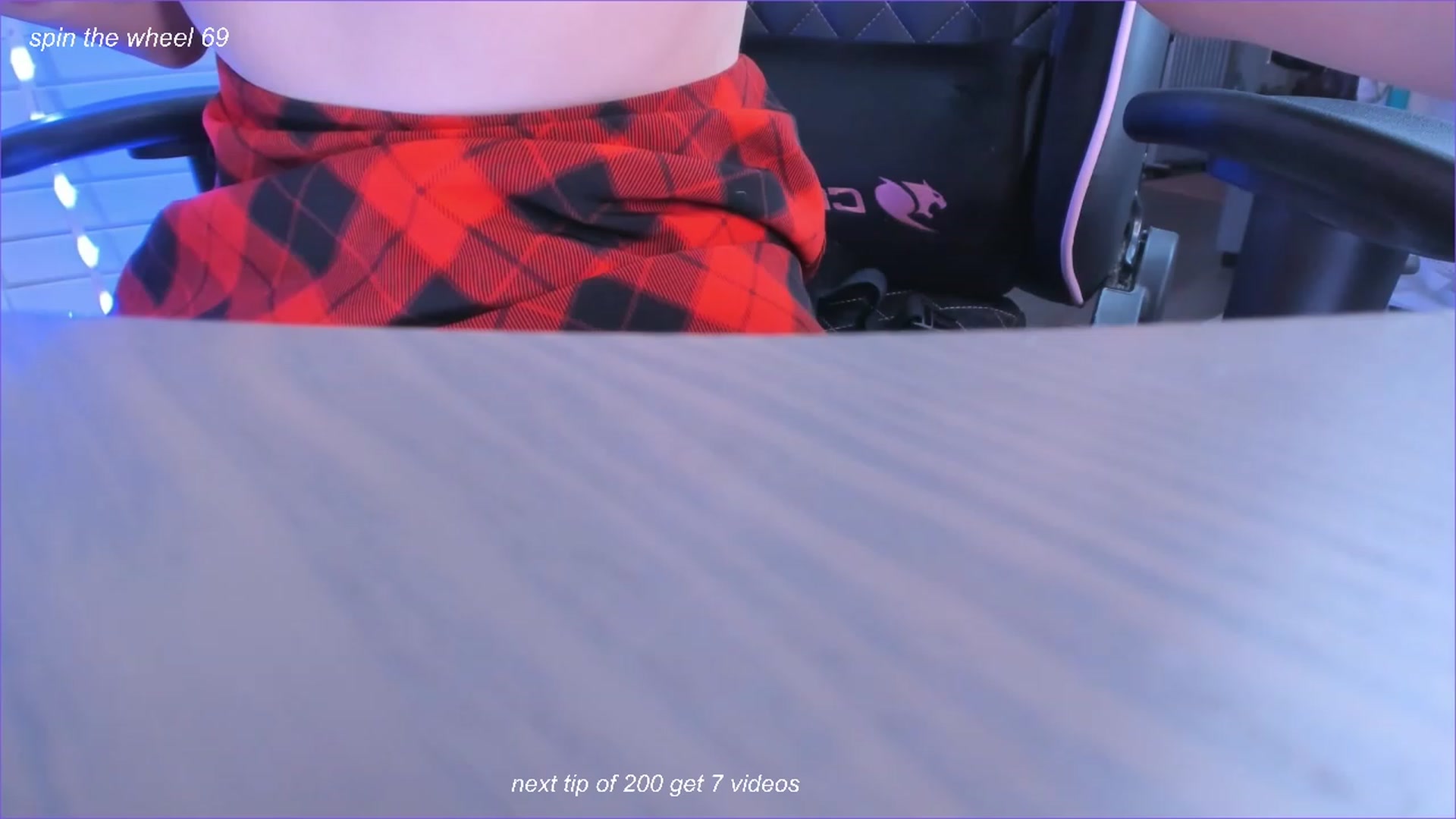 Gallery image thumbnail from fun_for_cash's myfreecams stream on, 10/15/2023, 16:16 image 4 of 20