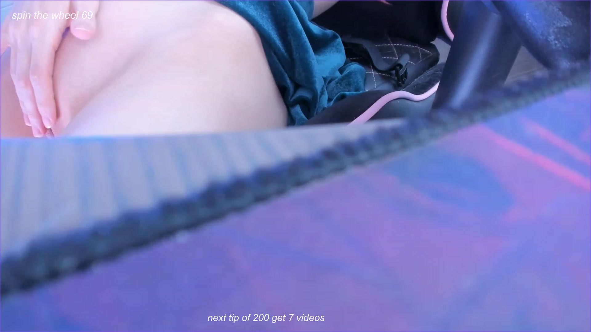 Gallery image thumbnail from fun_for_cash's myfreecams stream on, 10/17/2023, 16:24 image 15 of 20