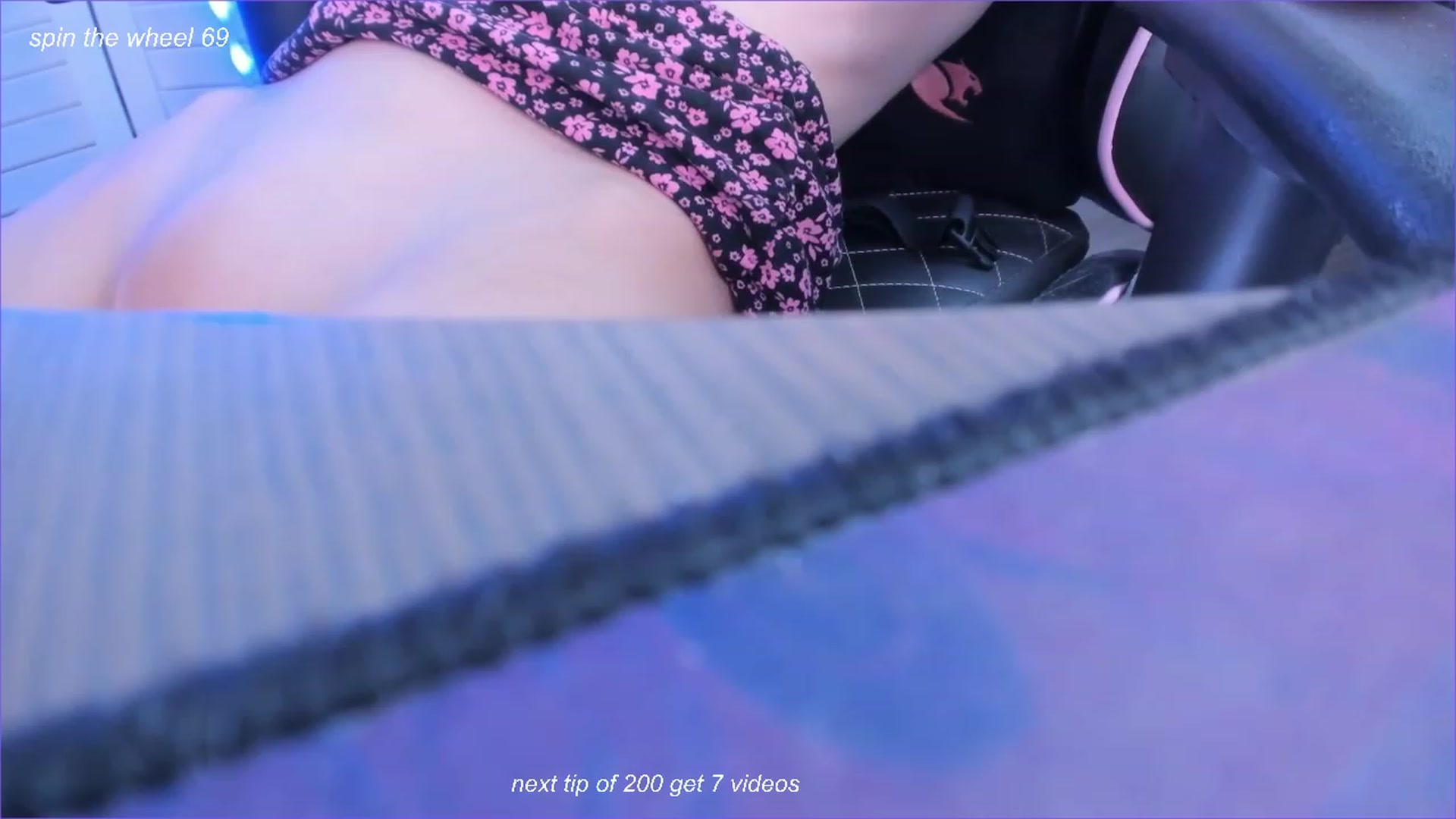 Gallery image thumbnail from fun_for_cash's myfreecams stream on, 10/18/2023, 18:09 image 13 of 20