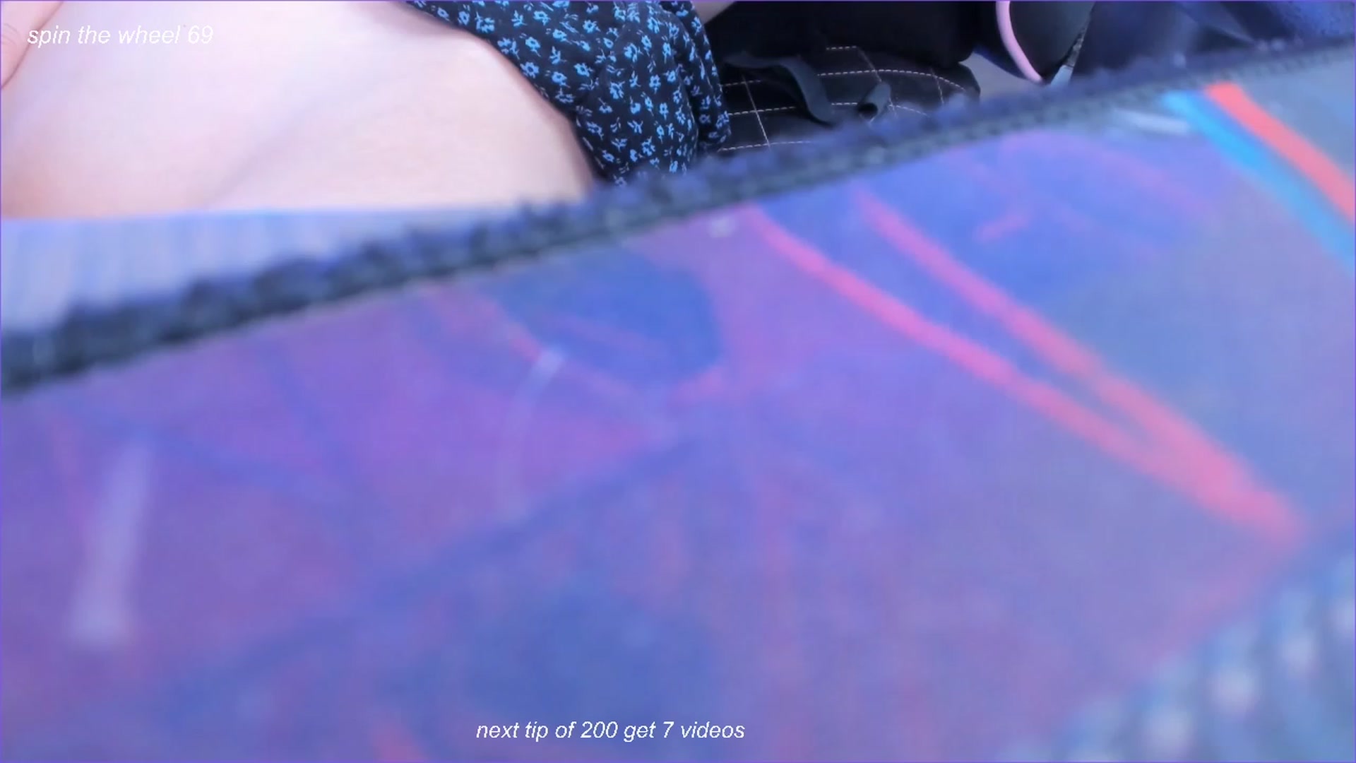 Gallery image thumbnail from fun_for_cash's myfreecams stream on, 10/19/2023, 17:35 image 15 of 20