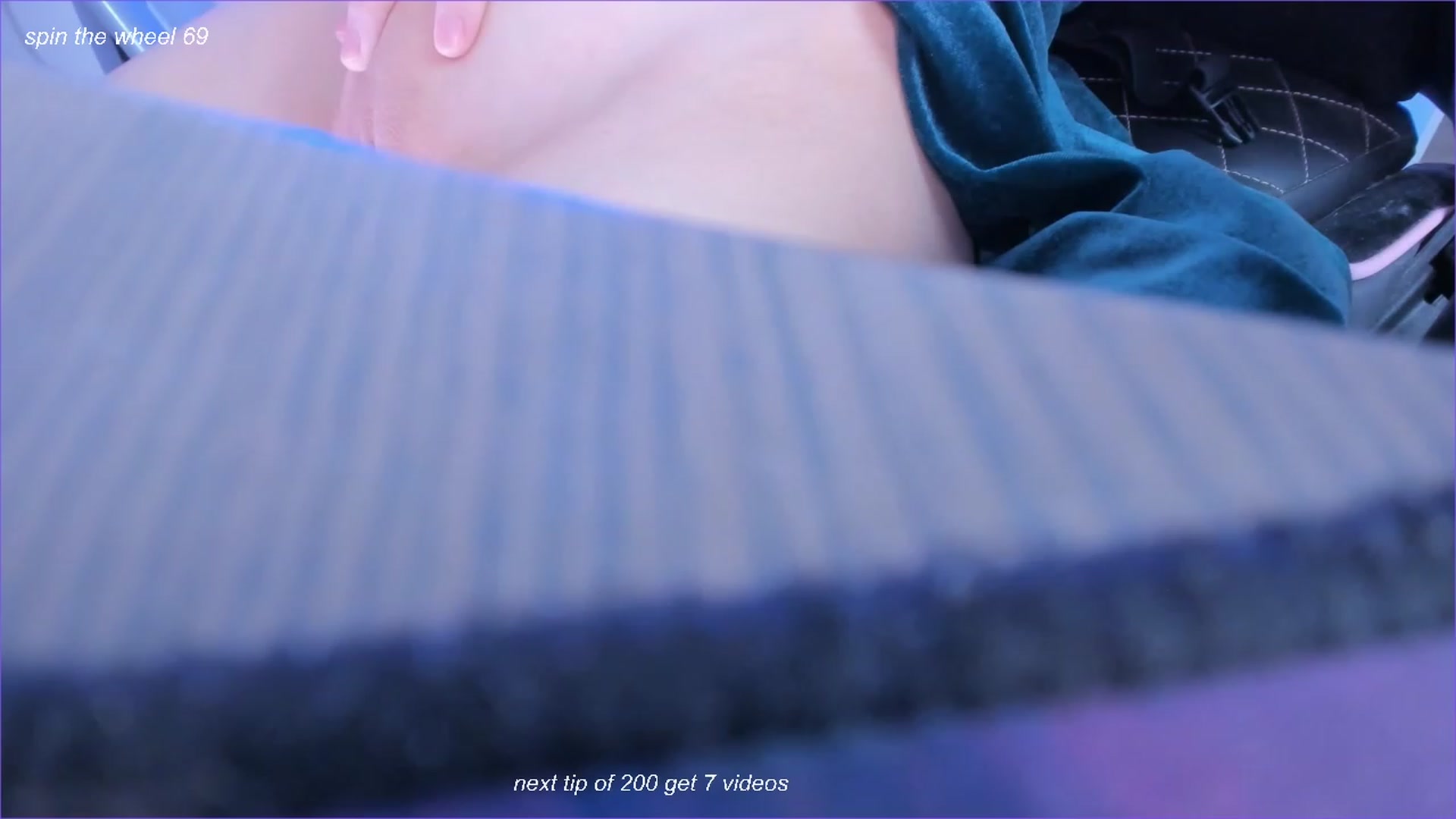 Gallery image thumbnail from fun_for_cash's myfreecams stream on, 11/13/2023, 14:00 image 8 of 20