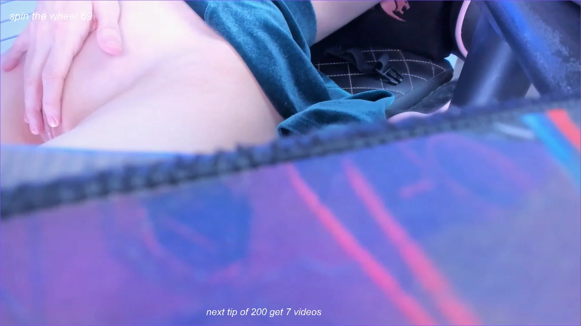 Gallery image thumbnail from fun_for_cash's myfreecams stream on, 11/24/2023, 14:58 image 1 of 20