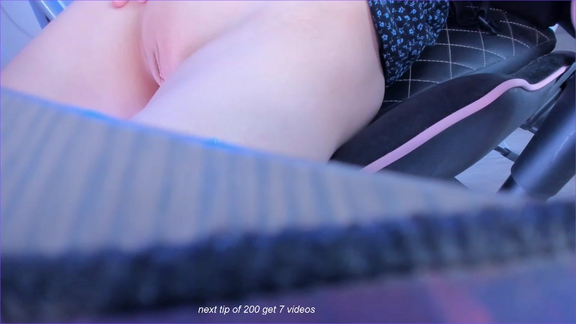 Gallery image thumbnail from fun_for_cash's myfreecams stream on, 11/26/2023, 18:41 image 1 of 20