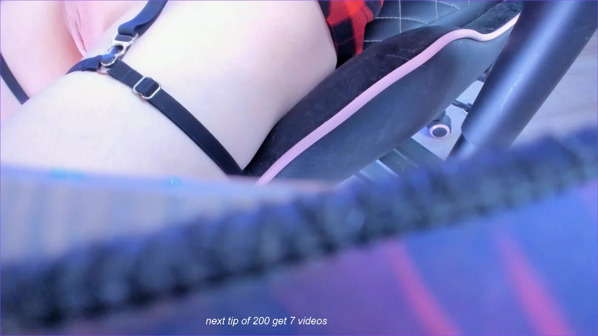 Gallery image thumbnail from fun_for_cash's myfreecams stream on, 11/27/2023, 14:39 image 19 of 20