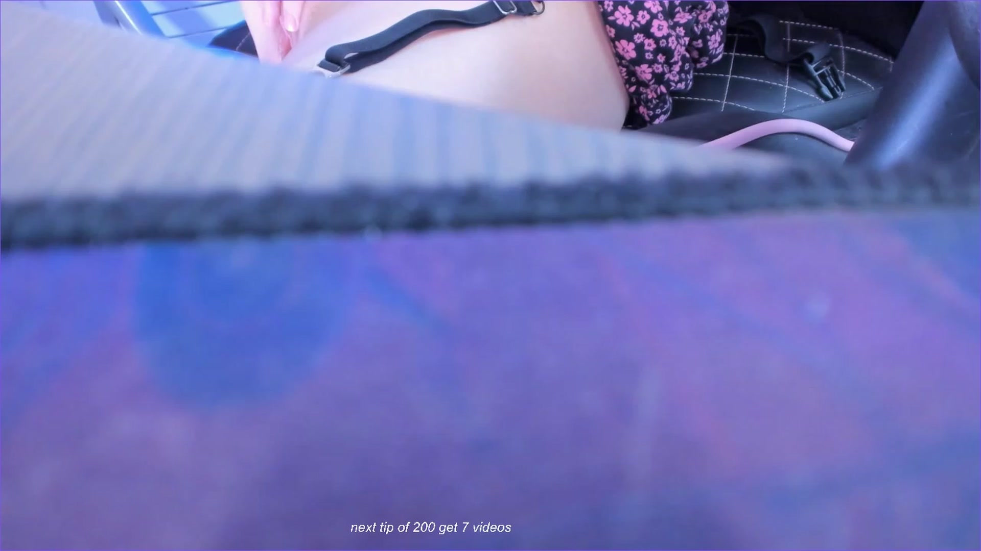 Gallery image thumbnail from fun_for_cash's myfreecams stream on, 01/01/2024, 17:47 image 18 of 20