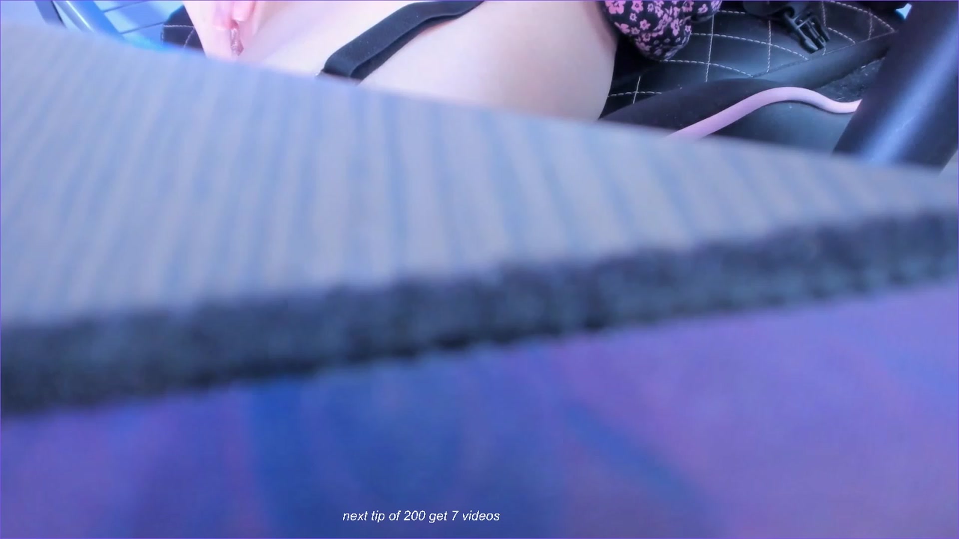 Gallery image thumbnail from fun_for_cash's myfreecams stream on, 01/01/2024, 18:59 image 14 of 20