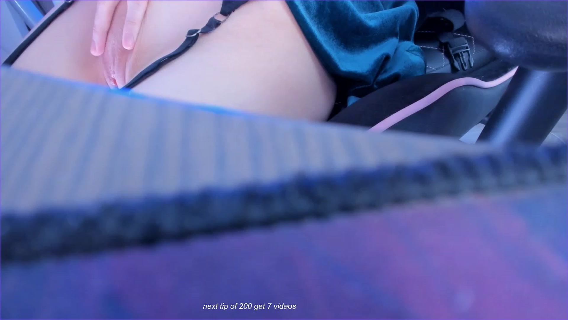 Gallery image thumbnail from fun_for_cash's myfreecams stream on, 01/02/2024, 15:06 image 20 of 20