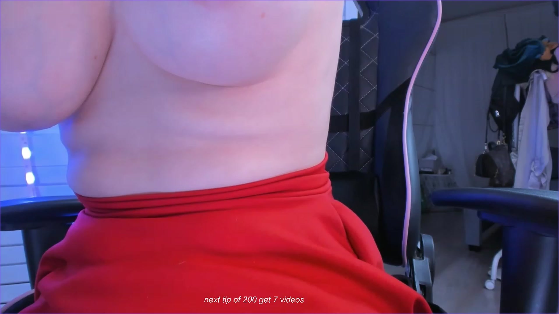 Gallery image thumbnail from fun_for_cash's myfreecams stream on, 02/08/2024, 17:35 image 10 of 20