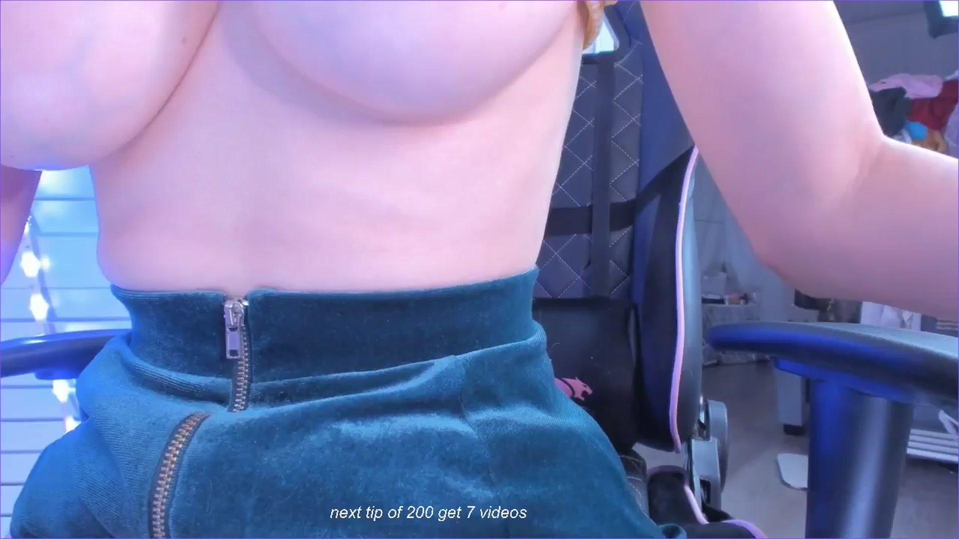 Gallery image thumbnail from fun_for_cash's myfreecams stream on, 02/11/2024, 16:34 image 5 of 20