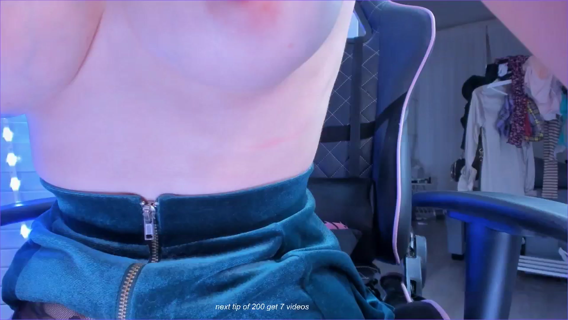 Gallery image thumbnail from fun_for_cash's myfreecams stream on, 03/13/2024, 18:09 image 11 of 20
