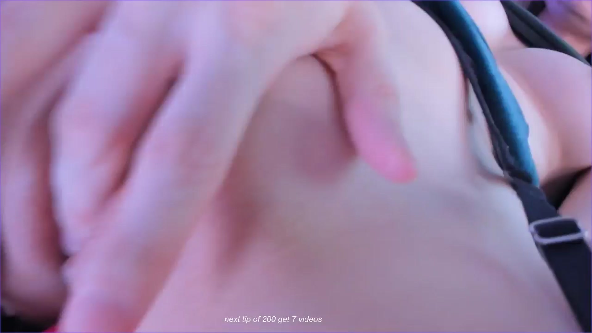 Gallery image thumbnail from fun_for_cash's myfreecams stream on, 04/09/2024, 17:17 image 8 of 20