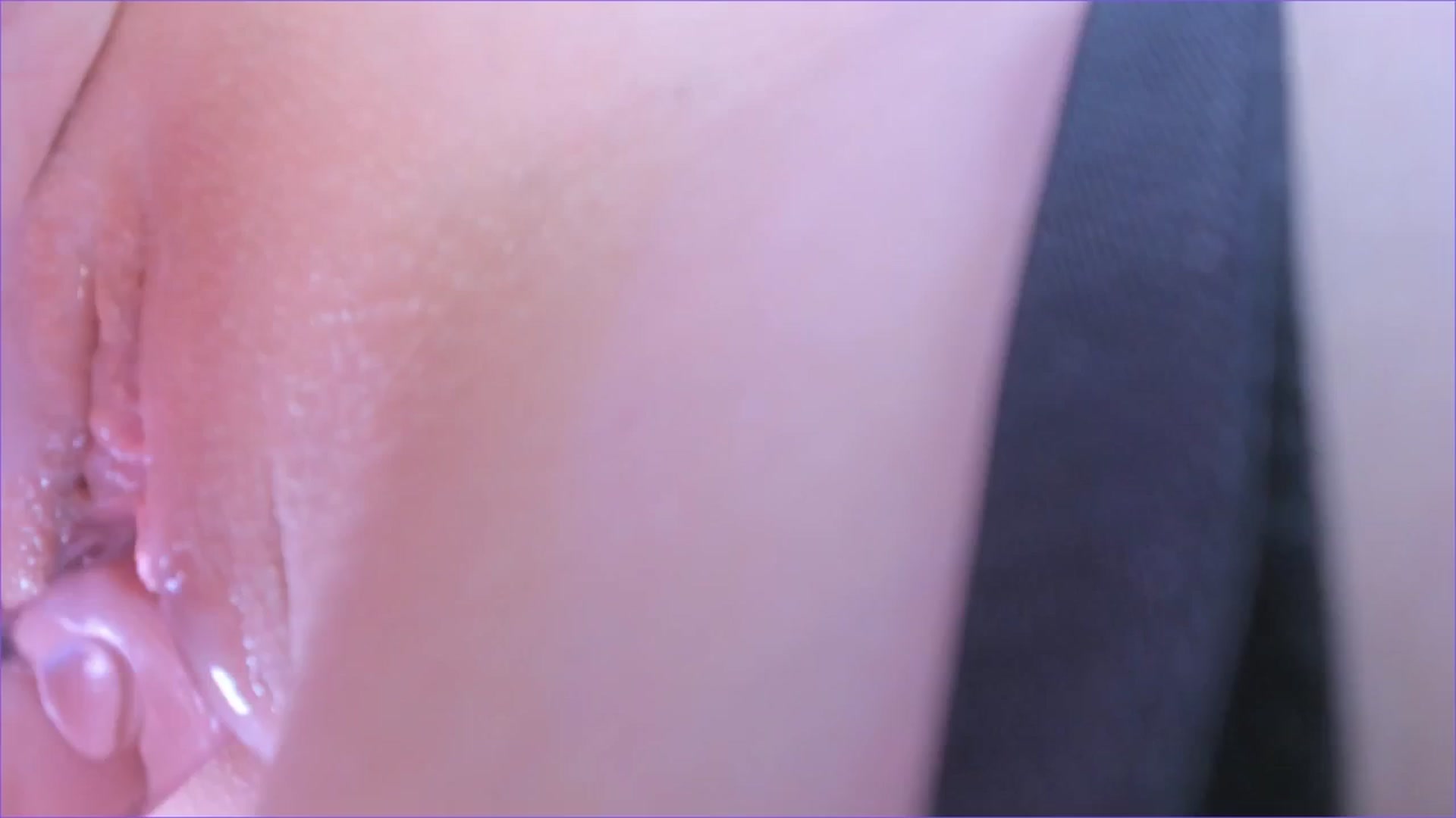 Gallery image thumbnail from fun_for_cash's myfreecams stream on, 05/15/2024, 10:01 image 18 of 20