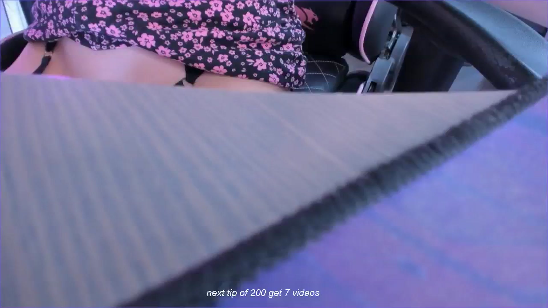Gallery image thumbnail from fun_for_cash's myfreecams stream on, 05/20/2024, 16:25 image 2 of 20
