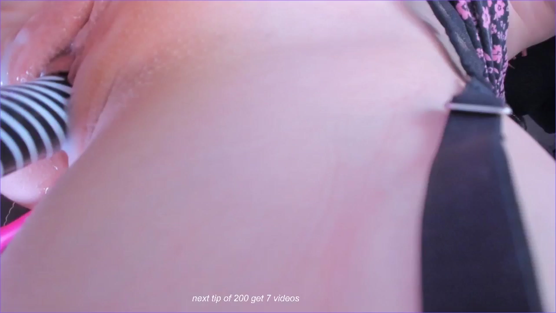 Gallery image thumbnail from fun_for_cash's myfreecams stream on, 05/24/2024, 19:53 image 8 of 20
