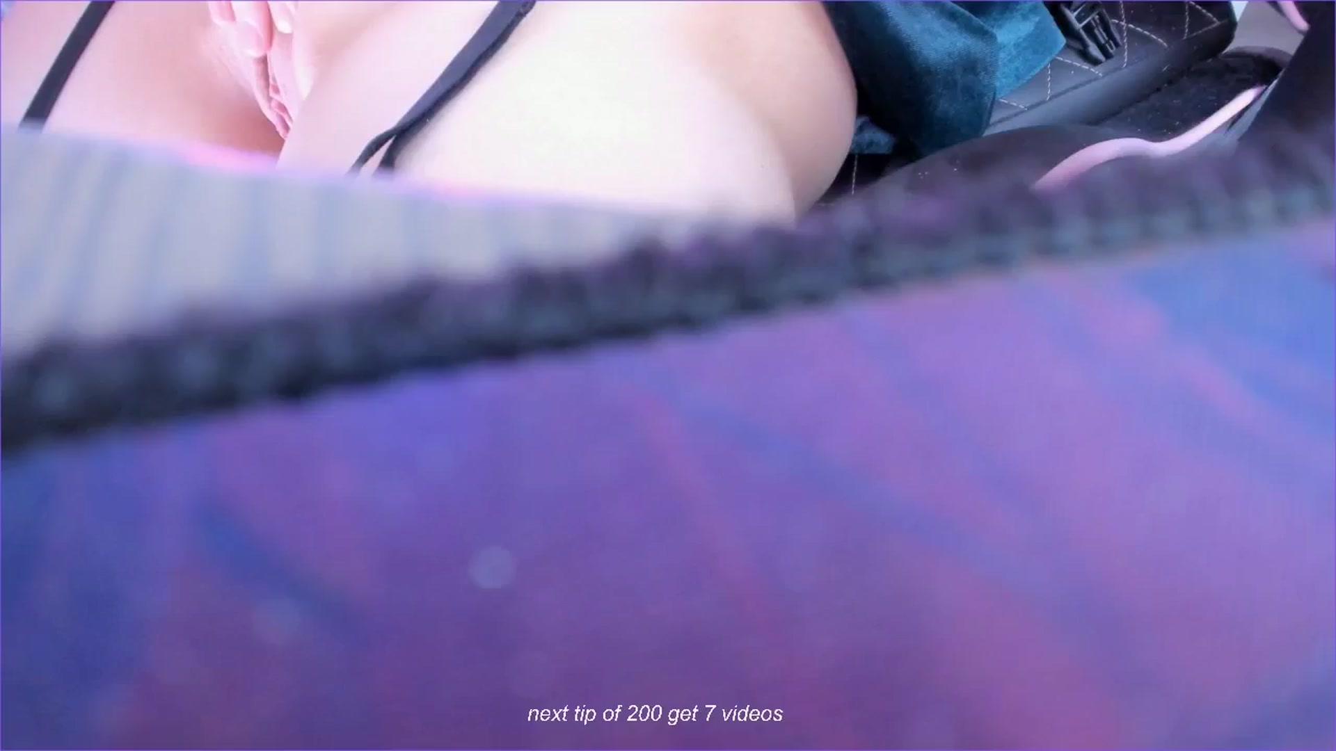 Gallery image thumbnail from fun_for_cash's myfreecams stream on, 06/18/2024, 24:22 image 20 of 20